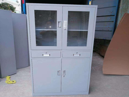 �ж����ļ���