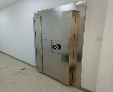 �y�н����T