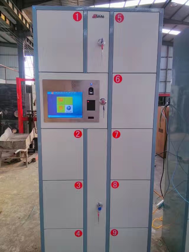 �������C��