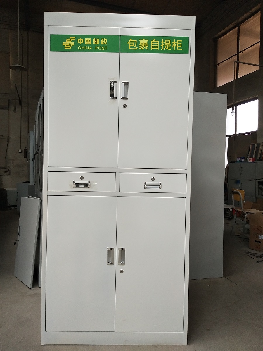 �]��������