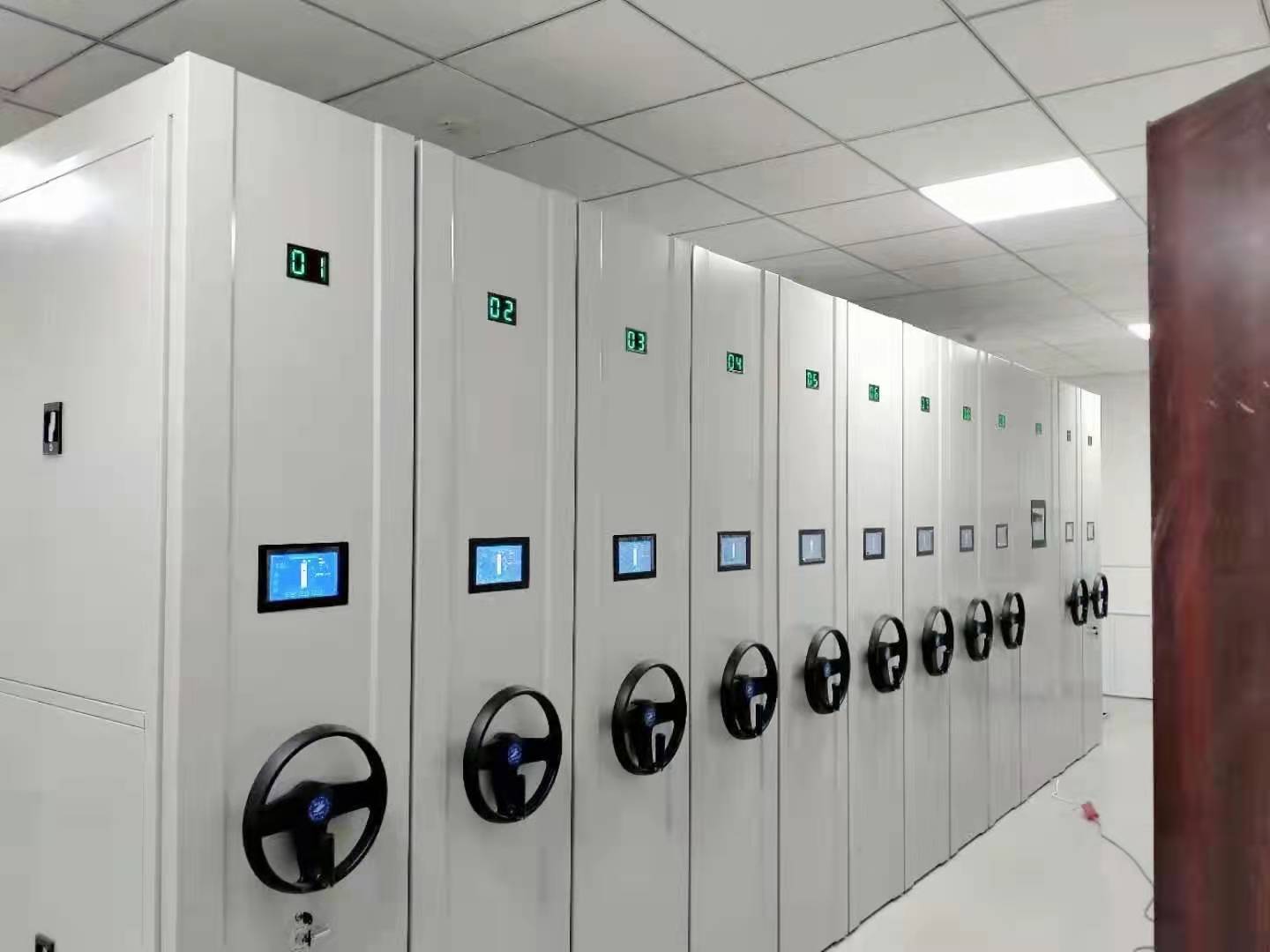 �����ܼ���